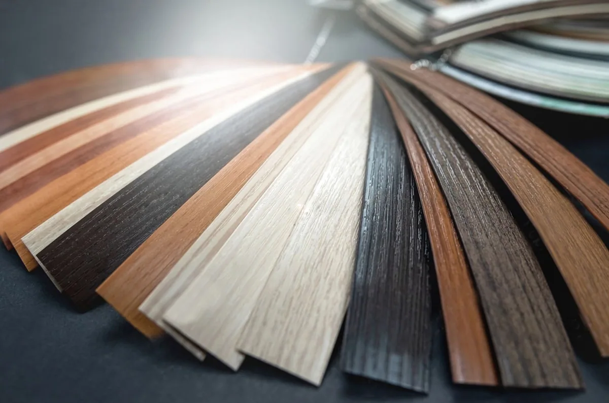 Fanned decorative woodgrain finish samples