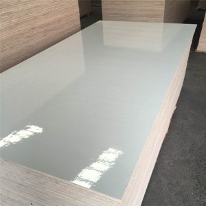 Melamine coat plywood