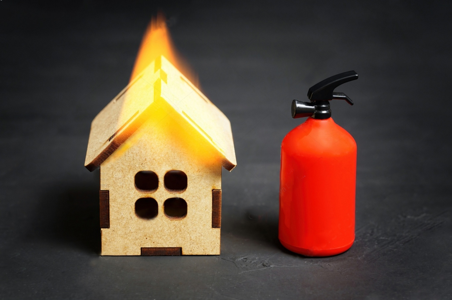 You are currently viewing “Advantages and applications of fire resistant plywood: from construction to home”